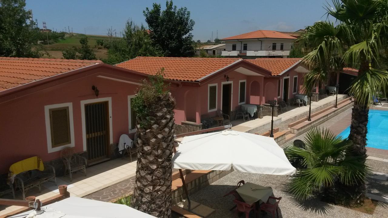 Hotel La Pineta Joppolo Bagian luar foto