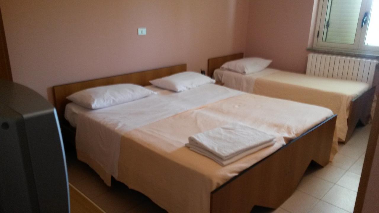 Hotel La Pineta Joppolo Bagian luar foto