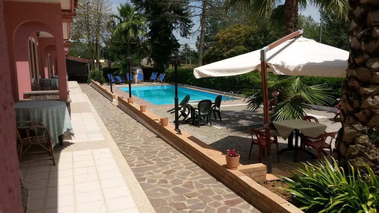 Hotel La Pineta Joppolo Bagian luar foto